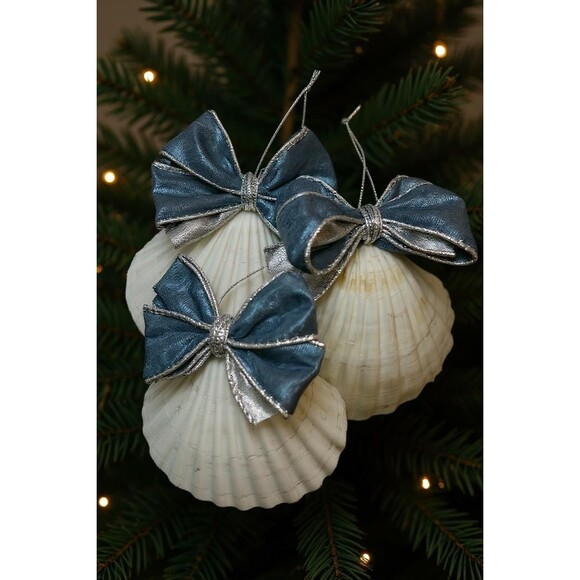 Ballerina Mouse Seashell Ornaments, Coastal Christmas Decor, Set of 3 - Picture 4 of 4